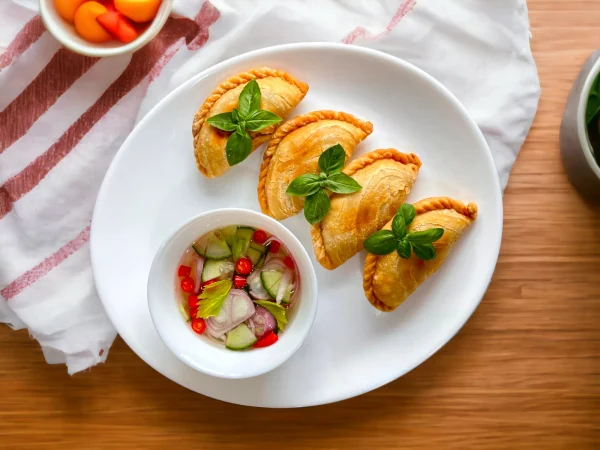 ALOI Thai Curry Puffs